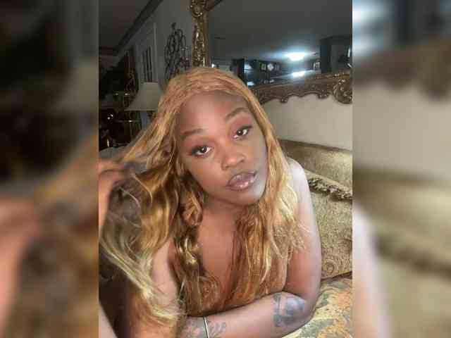 DreamyBritbrat webcam