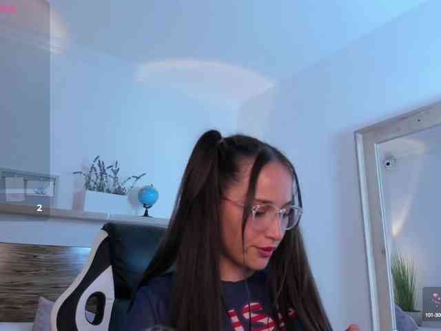 sophia-martinezz webcam