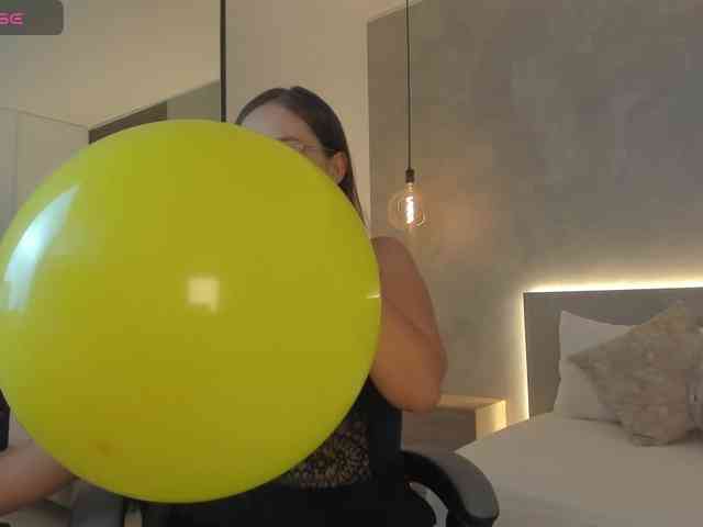 sophia-martinezz webcam