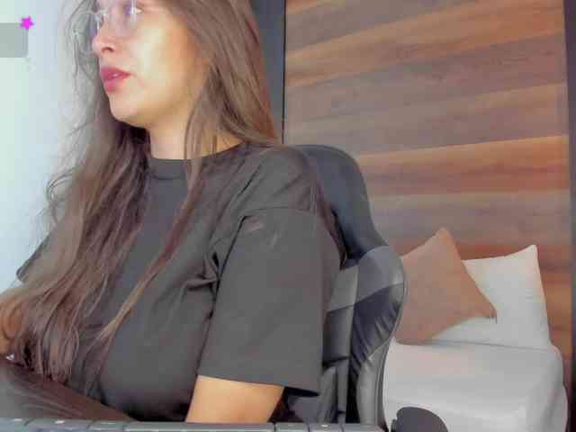 sophia-martinezz sophia-martinezz