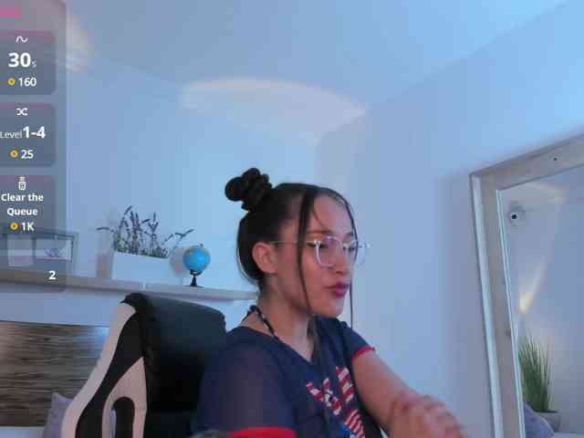 sophia-martinezz webcam