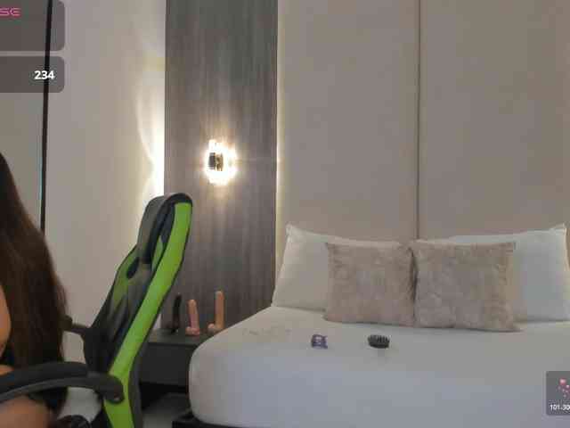 sophia-martinezz webcam