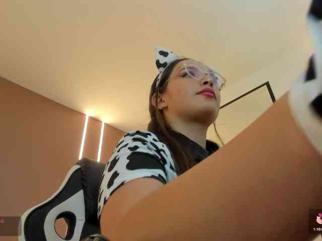 sophia-martinezz webcam