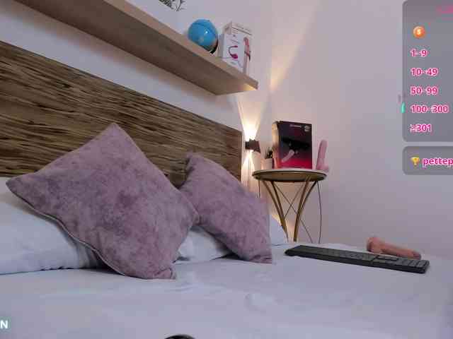 sophia-martinezz webcam
