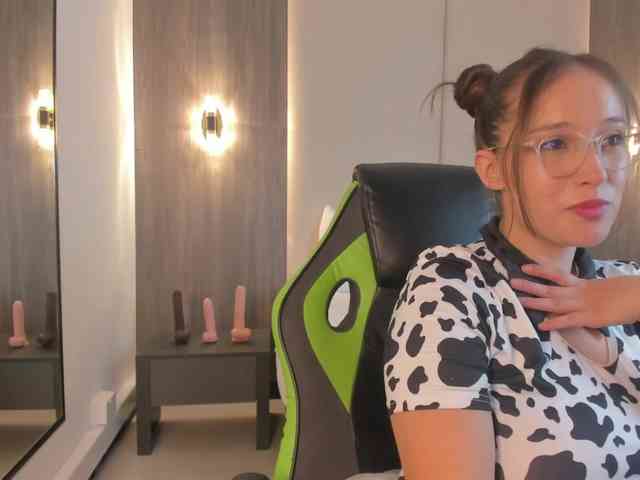 sophia-martinezz webcam