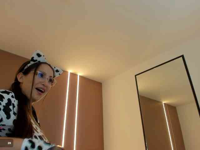 sophia-martinezz webcam