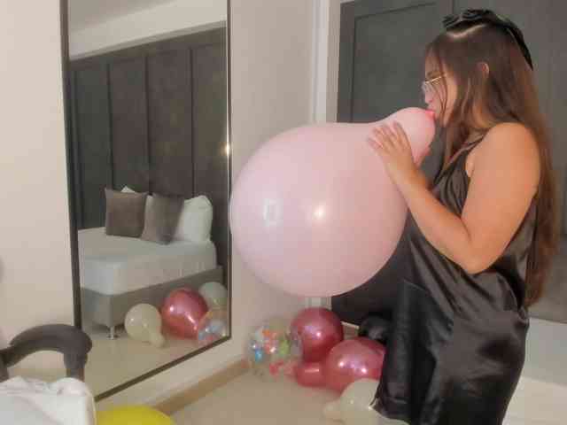 sophia-martinezz webcam