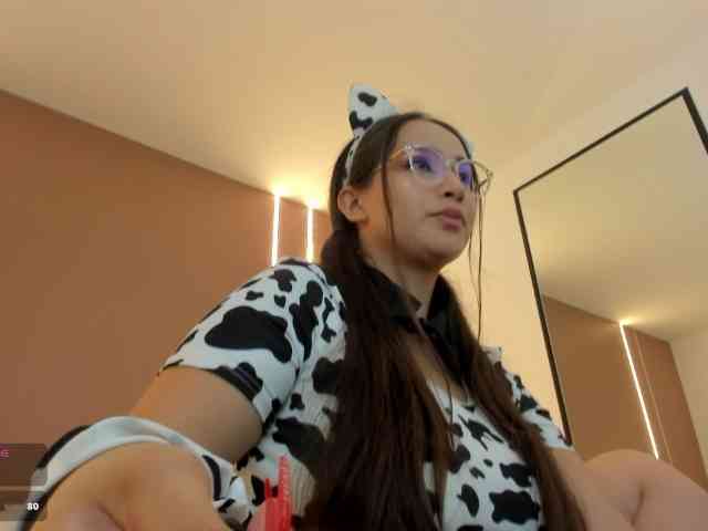 sophia-martinezz webcam