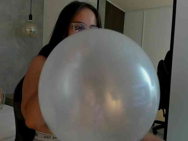 sophia-martinezz webcam