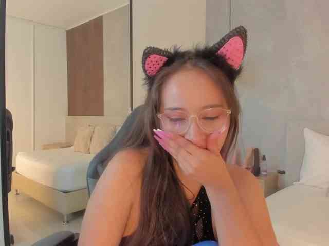 sophia-martinezz webcam