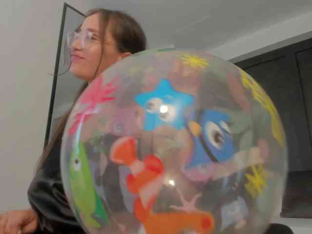 sophia-martinezz webcam