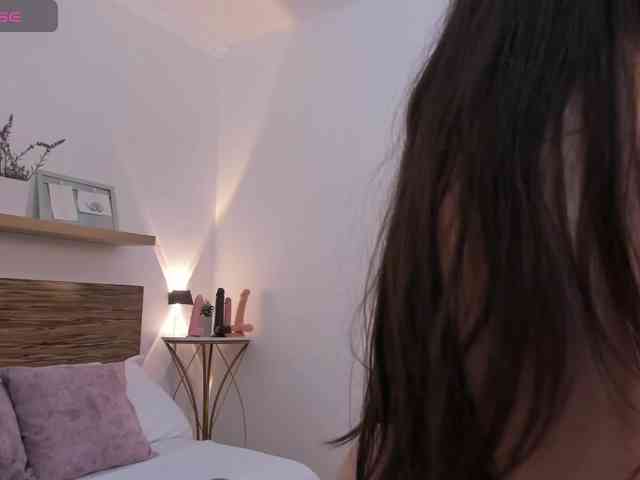sophia-martinezz webcam