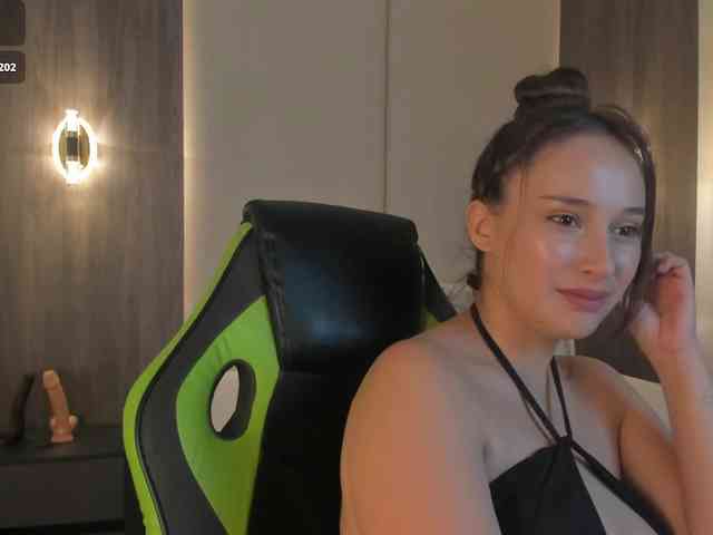 sophia-martinezz webcam