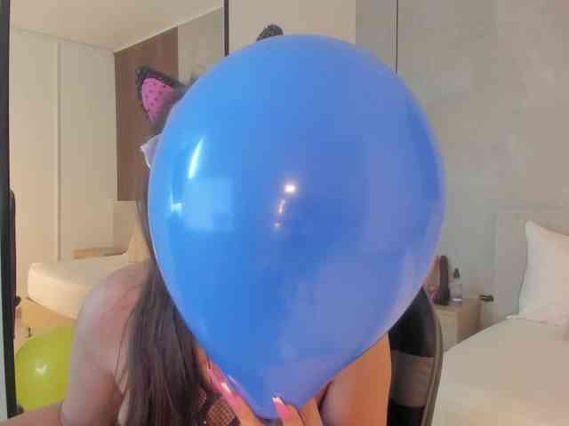 sophia-martinezz webcam