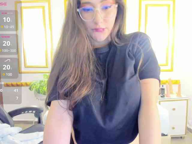 sophia-martinezz webcam