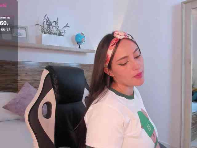 sophia-martinezz webcam