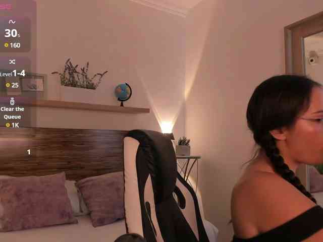 sophia-martinezz webcam