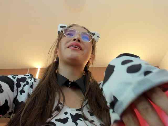 sophia-martinezz webcam