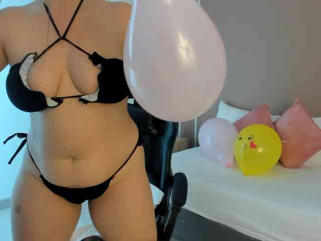 sophia-martinezz webcam