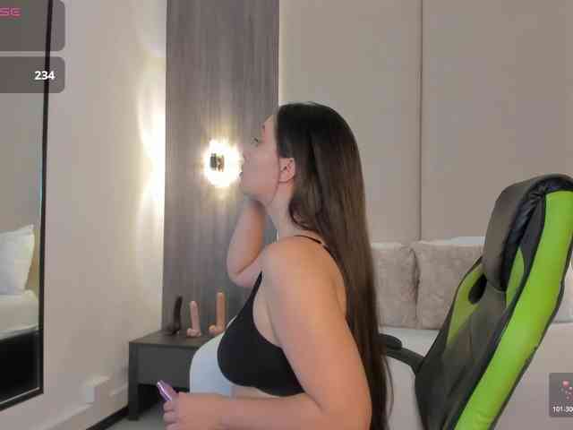 sophia-martinezz webcam