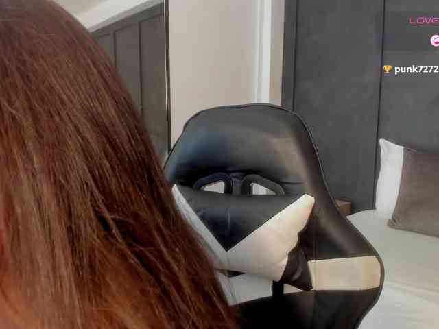 sophia-martinezz webcam