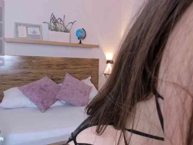 sophia-martinezz webcam