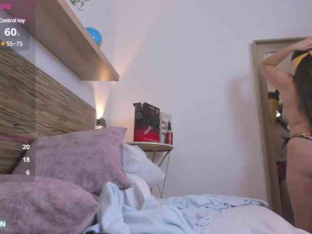 sophia-martinezz webcam