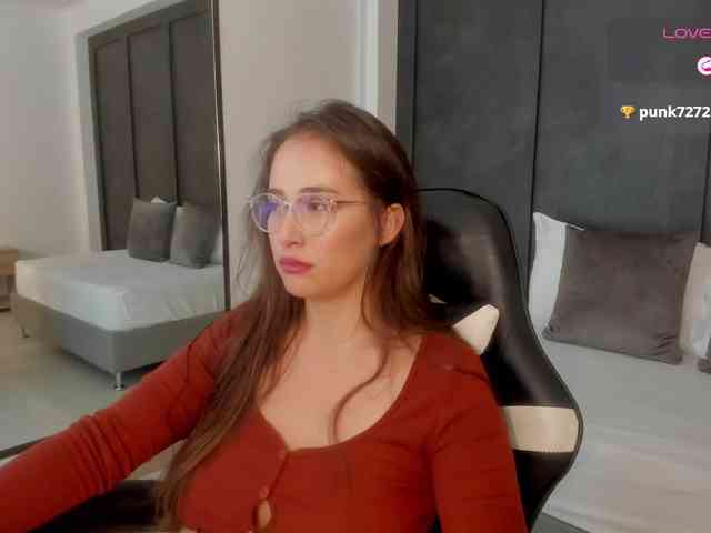 sophia-martinezz webcam