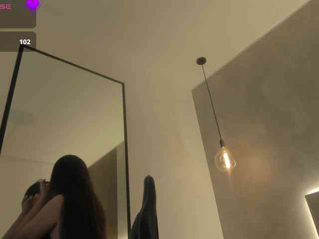 sophia-martinezz webcam