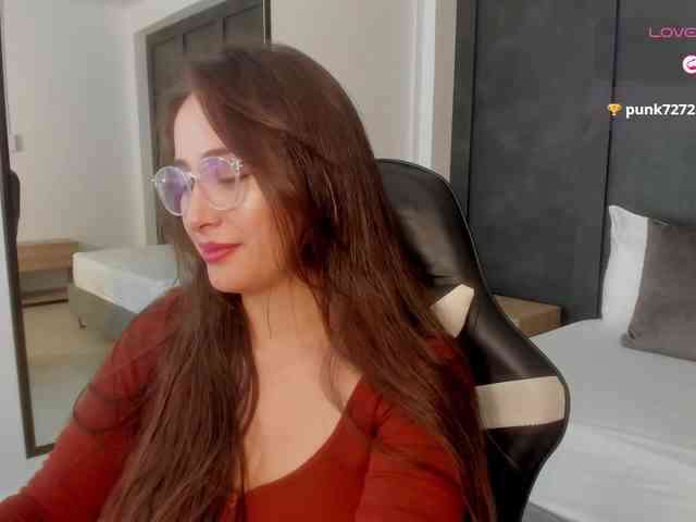 sophia-martinezz webcam