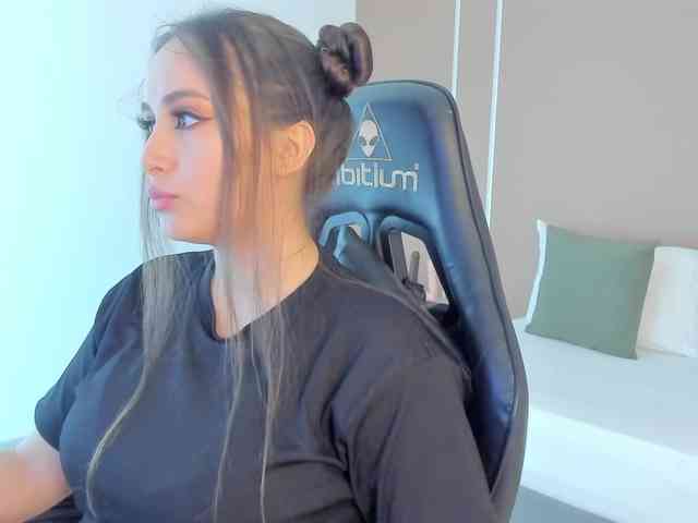 sophia-martinezz