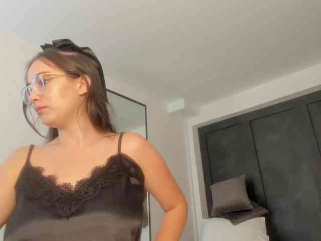sophia-martinezz webcam