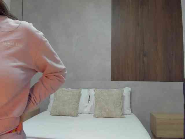 sophia-martinezz webcam