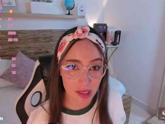 sophia-martinezz webcam