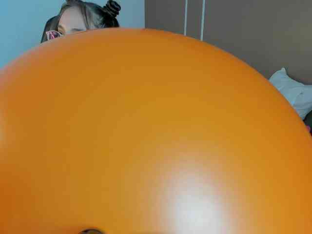 sophia-martinezz webcam