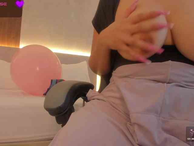 sophia-martinezz webcam