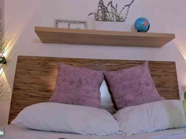 sophia-martinezz webcam