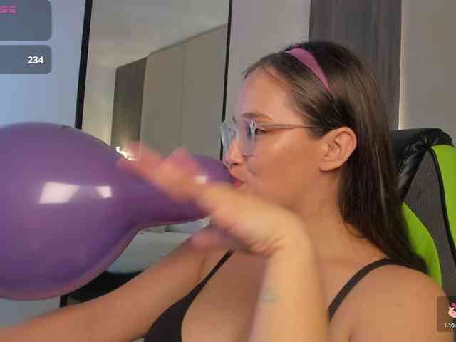 sophia-martinezz webcam