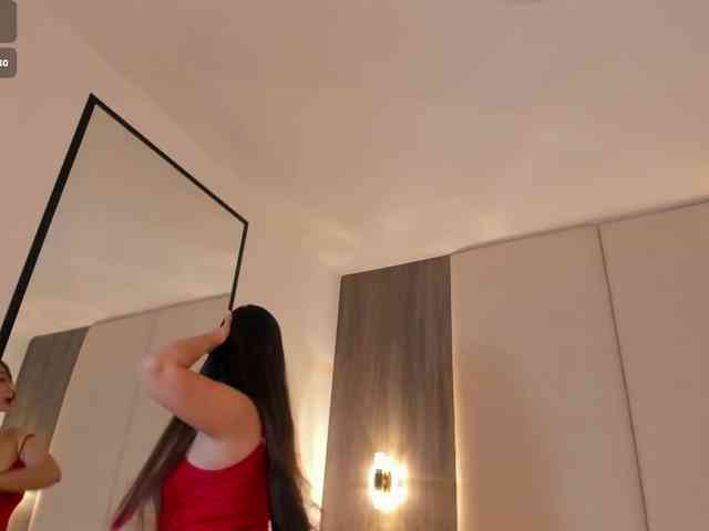 sophia-martinezz webcam