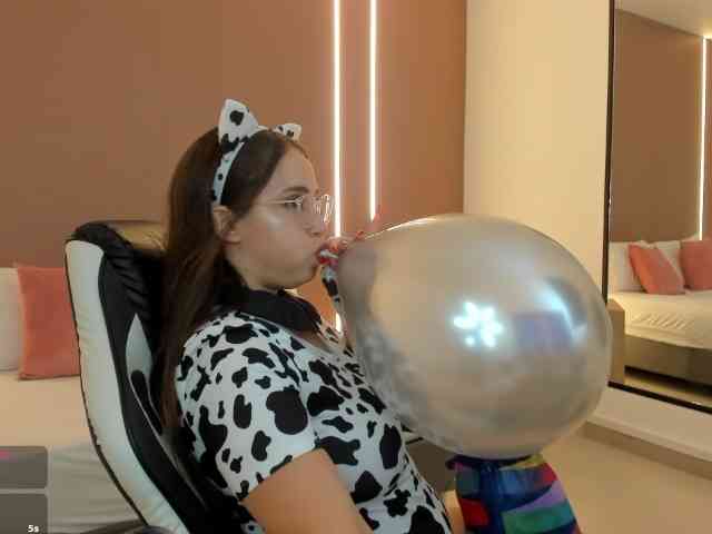 sophia-martinezz webcam