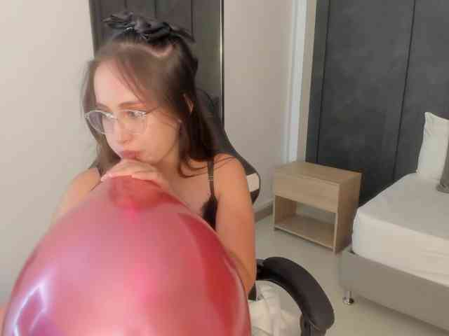 sophia-martinezz webcam