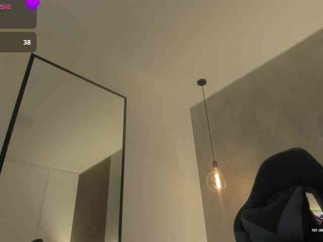 sophia-martinezz webcam