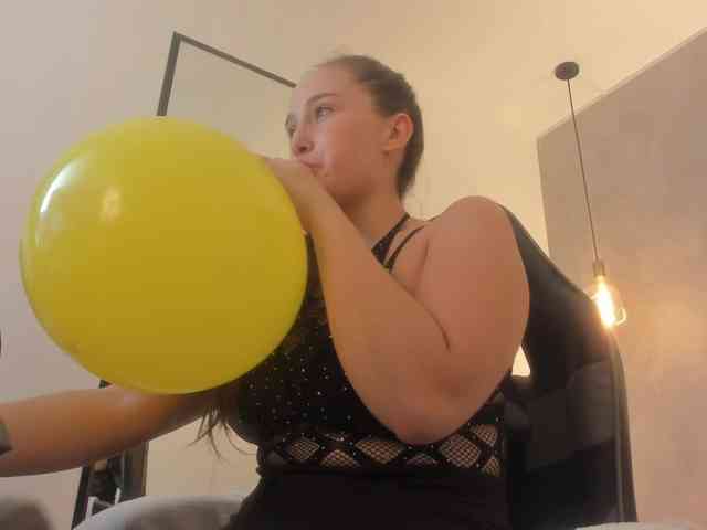 sophia-martinezz webcam