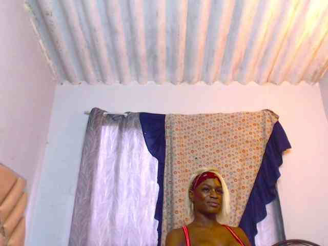 blackmistresscoc... Live Webcam on BongaCams