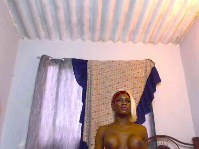 blackmistresscoc... Live Webcam on BongaCams