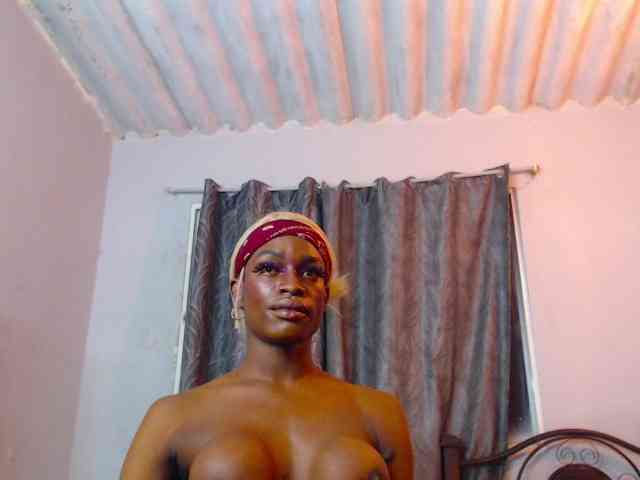 blackmistresscoc... Live Webcam on BongaCams