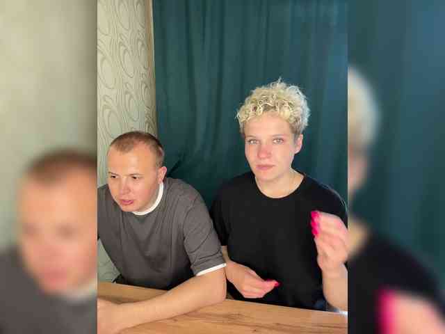 naked chatroom -Mint