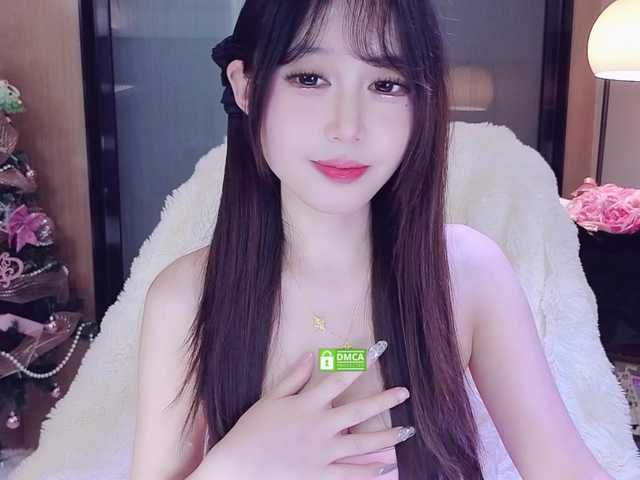 yuyouwei — bigboobs   If you give 3,000 tokens privately or completely privately, you can see the nipples and pussy