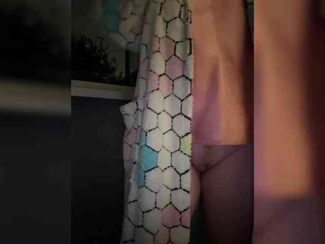 KiraKiss8 Live Webcam on BongaCams