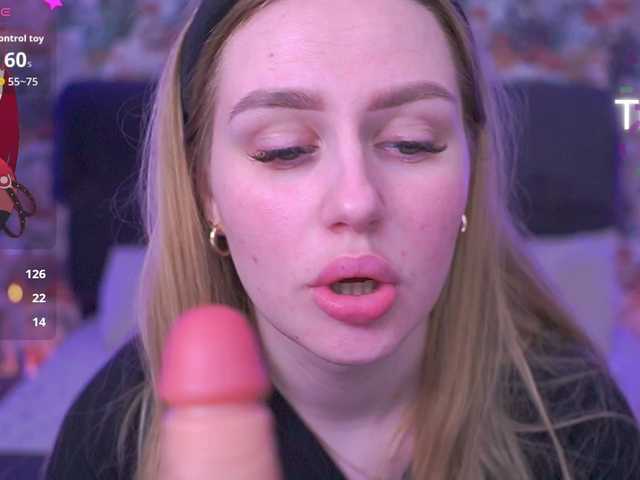 DivineJass Live Cam on BongaCams